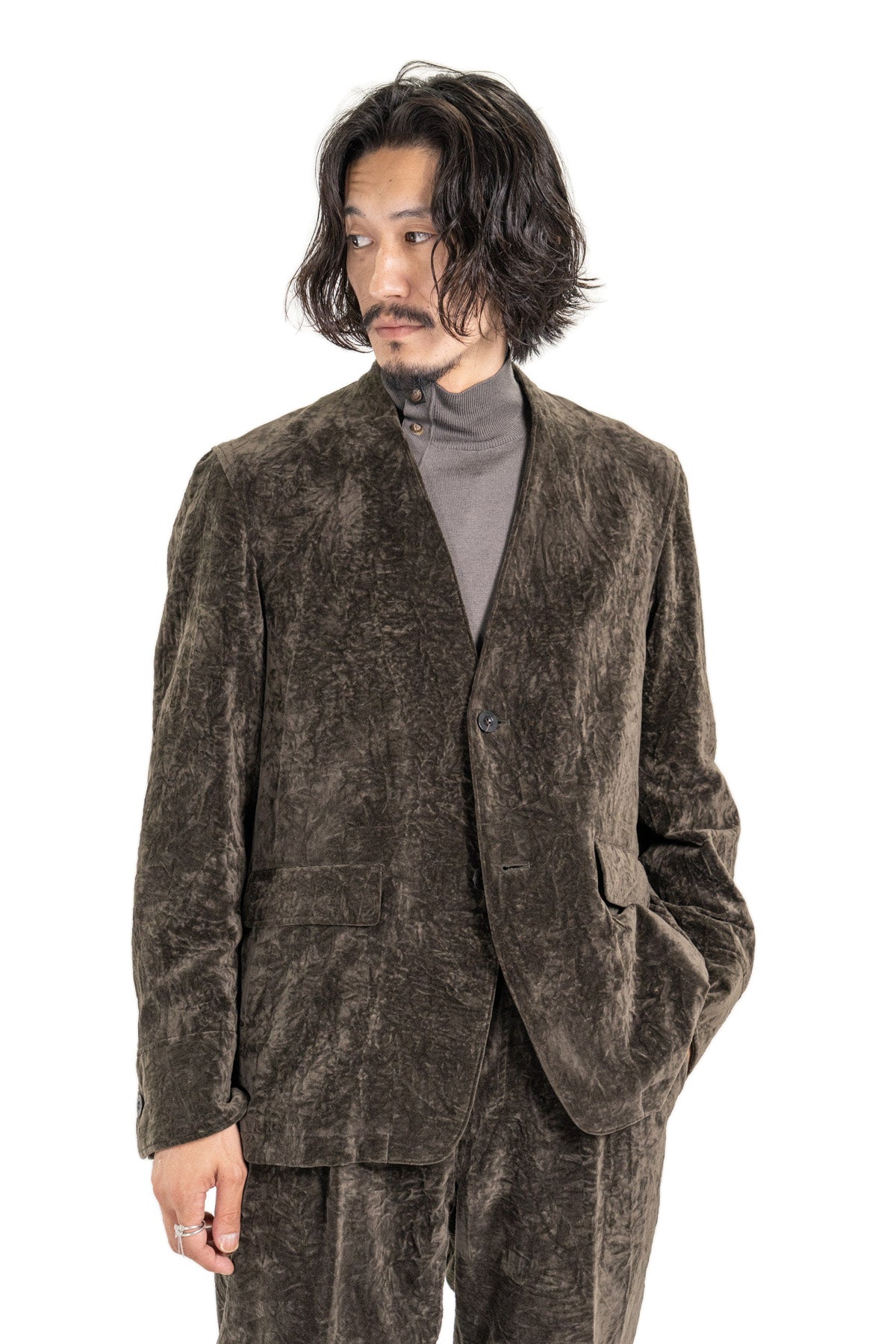 NO-COLLAR JAKET