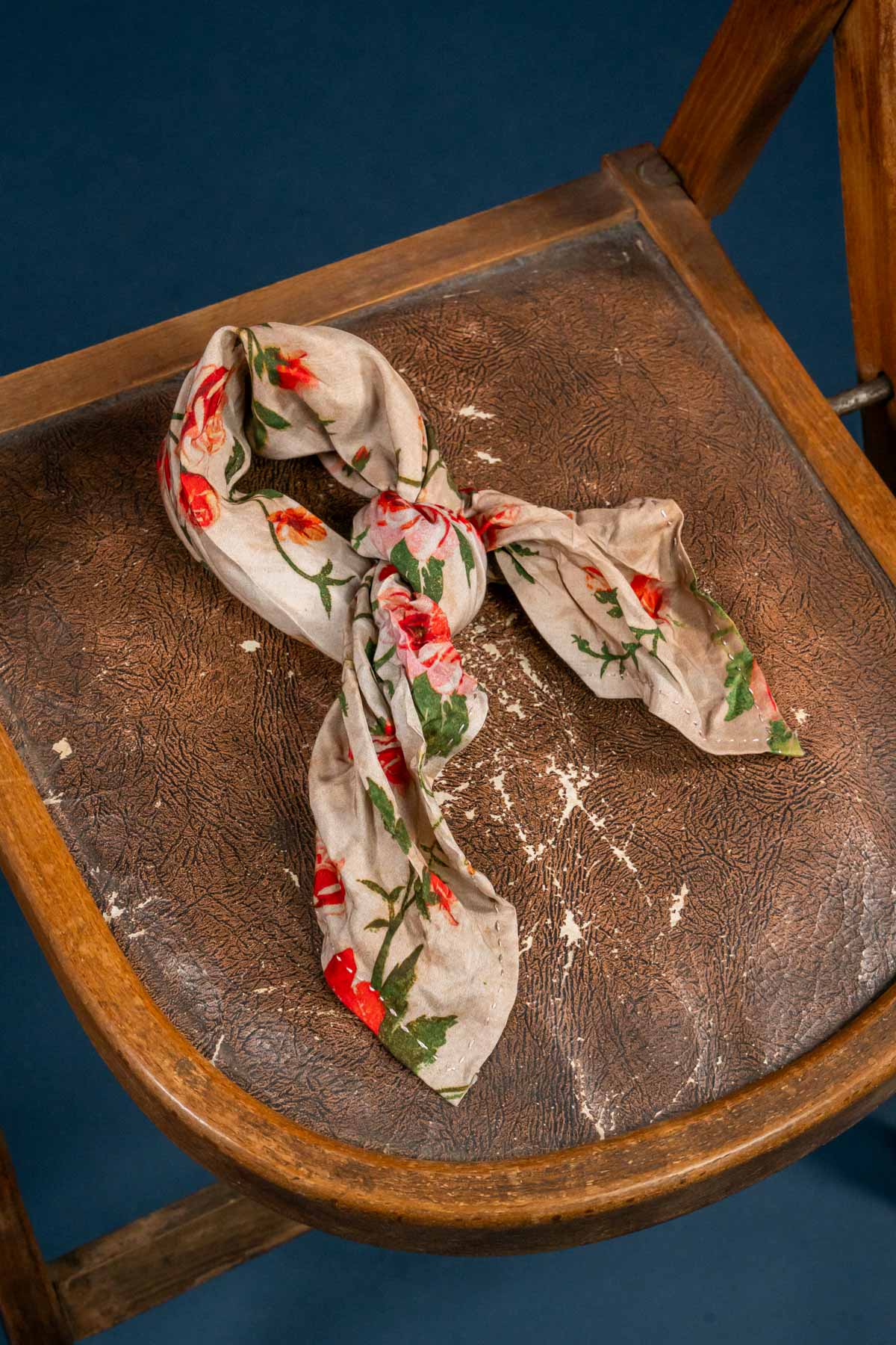 SQUARE FOULARD