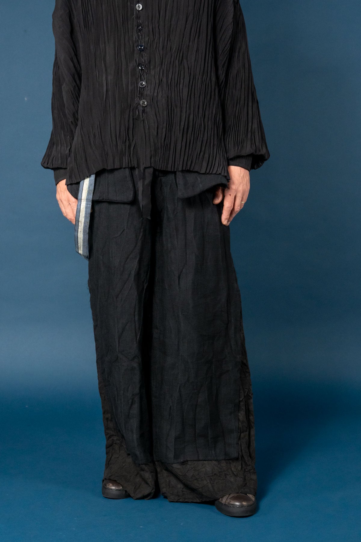 TROUSERS WITH SUSPENDERS