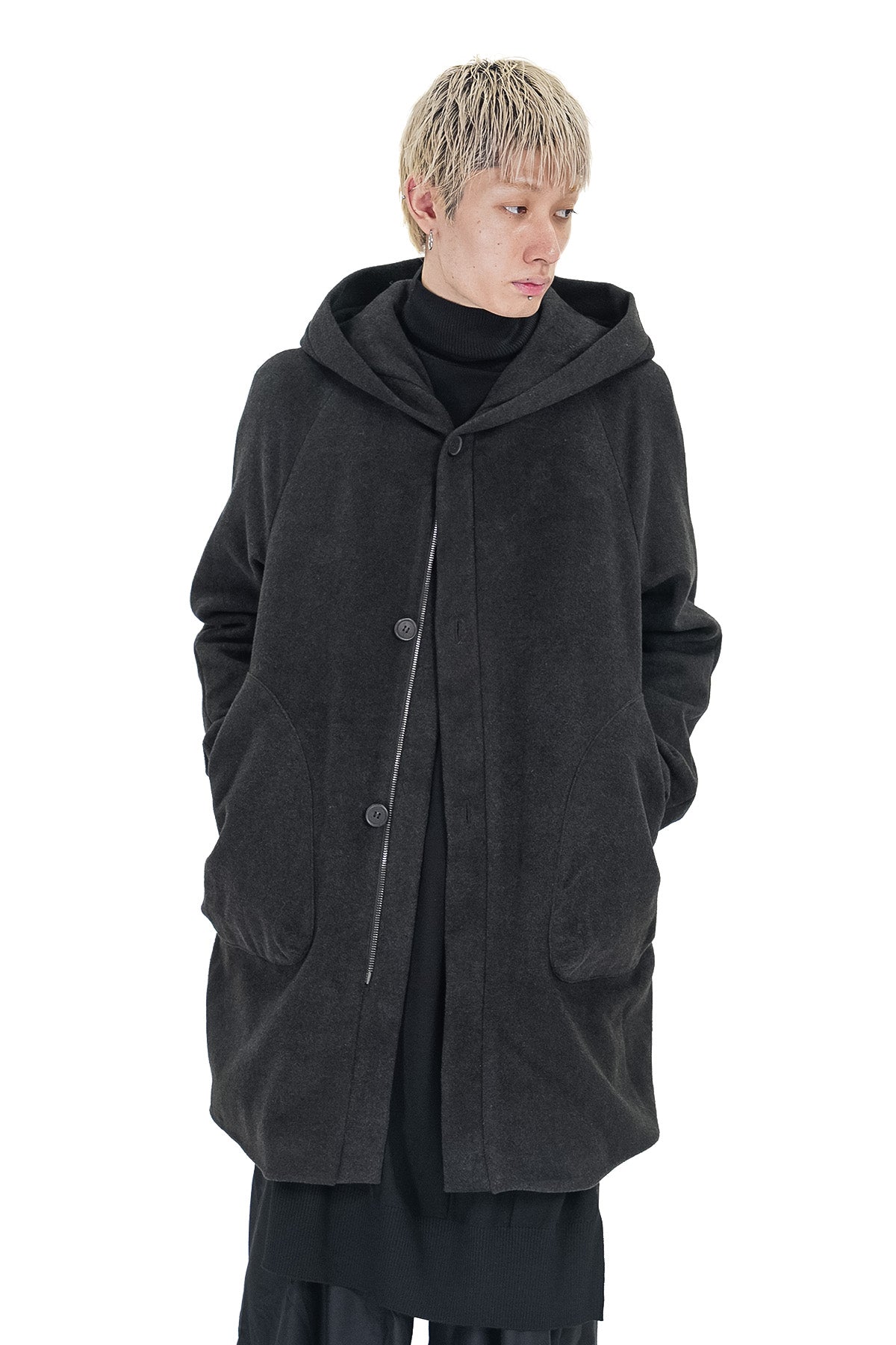 HOODED COAT