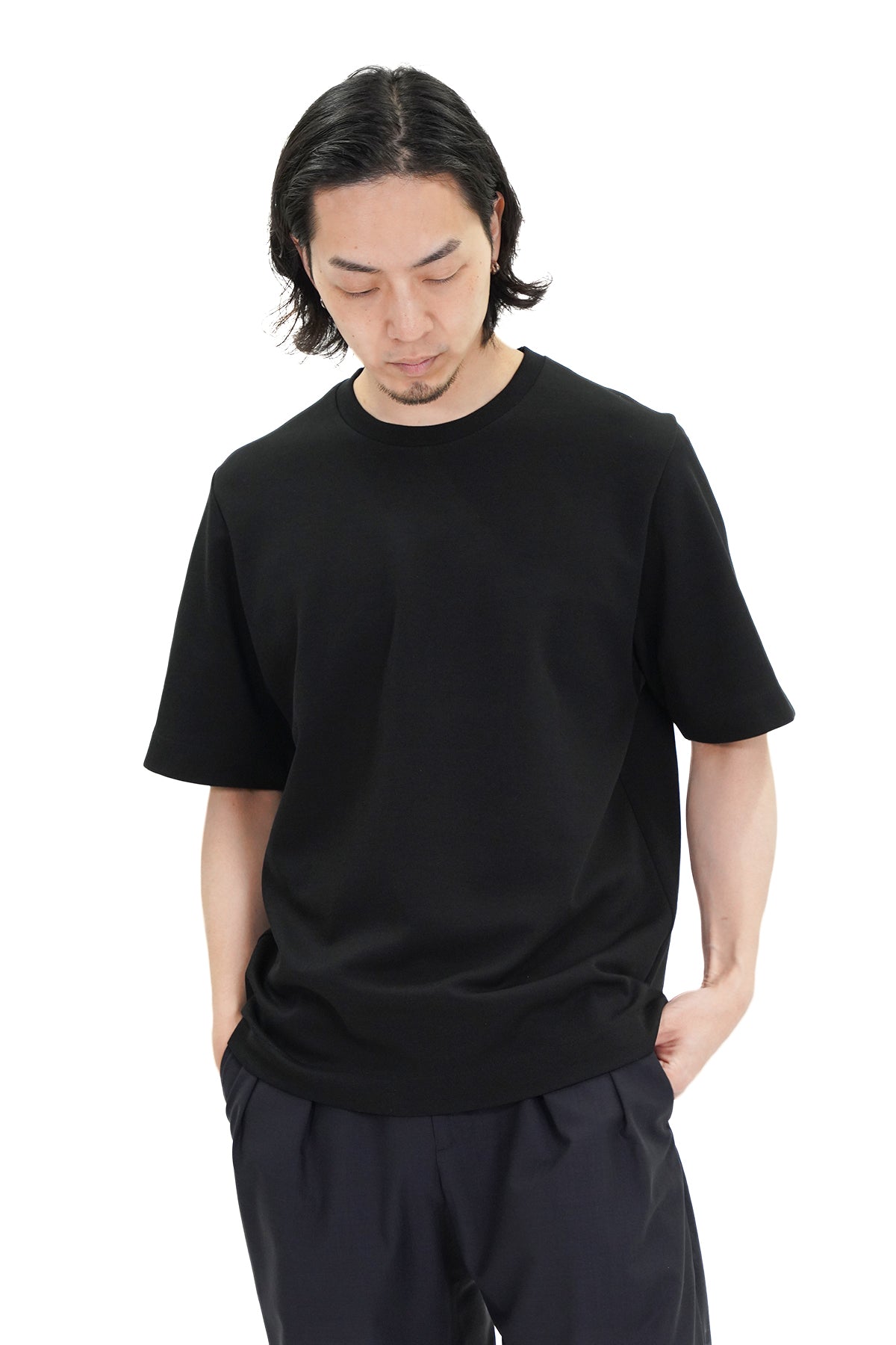 SHORT-SLEEVED T-SHIRT