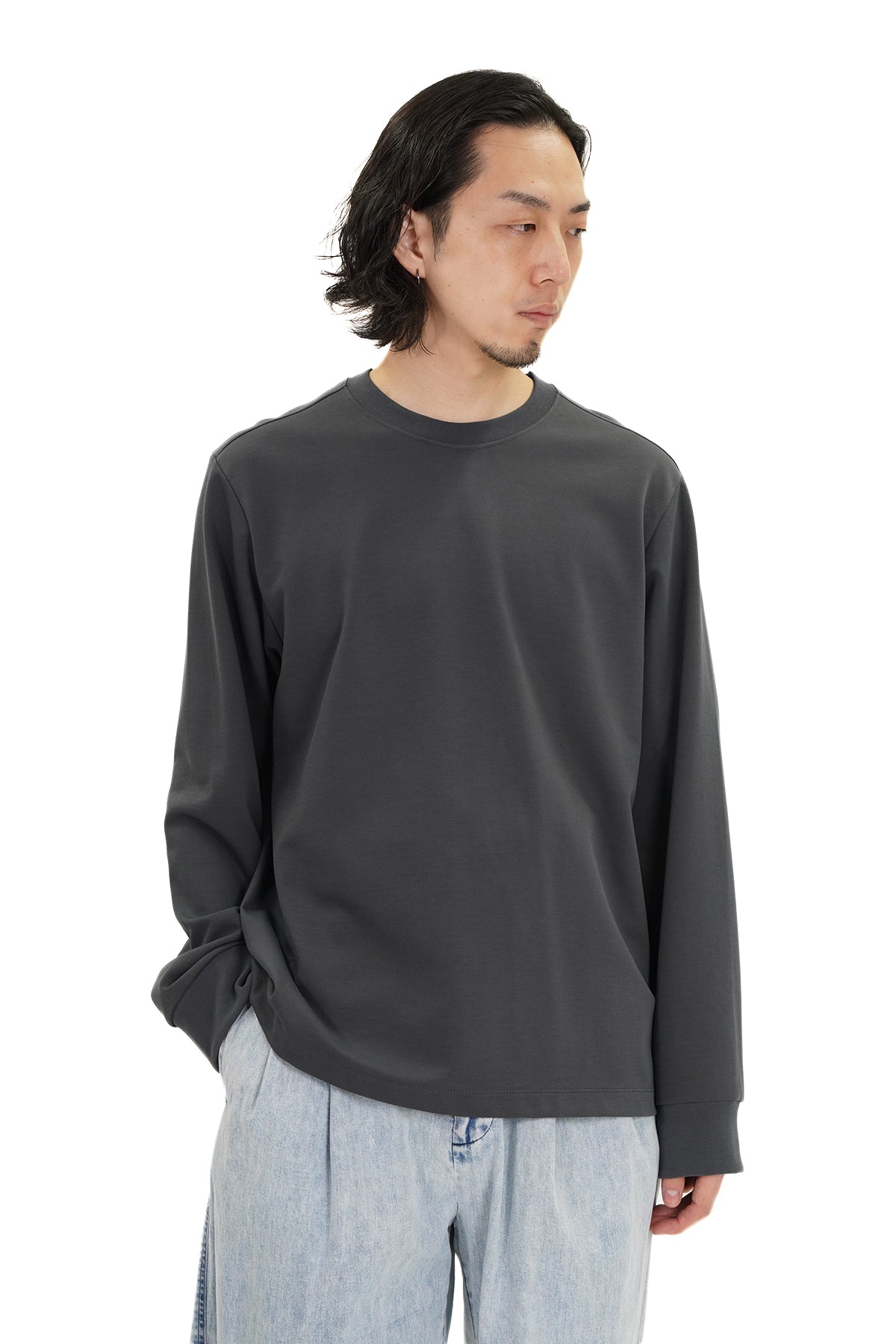 LONG-SLEEVE T-SHIRT