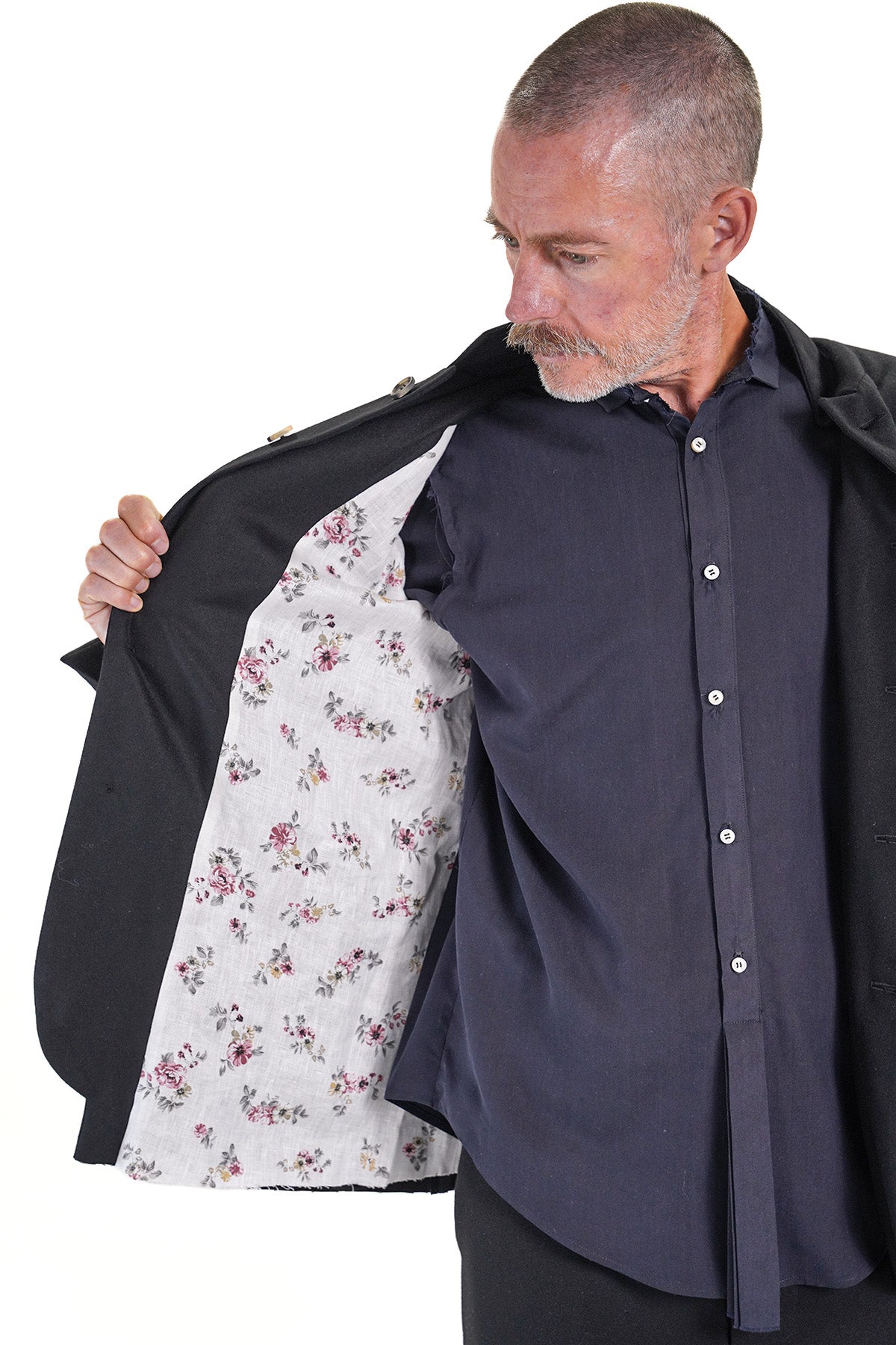 5 BUTTON JACKET 4