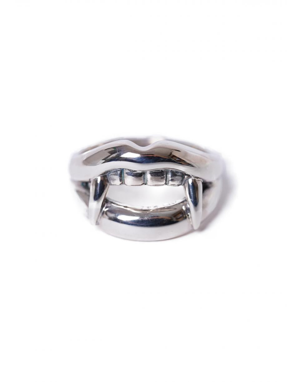 Vampire Fang Ring